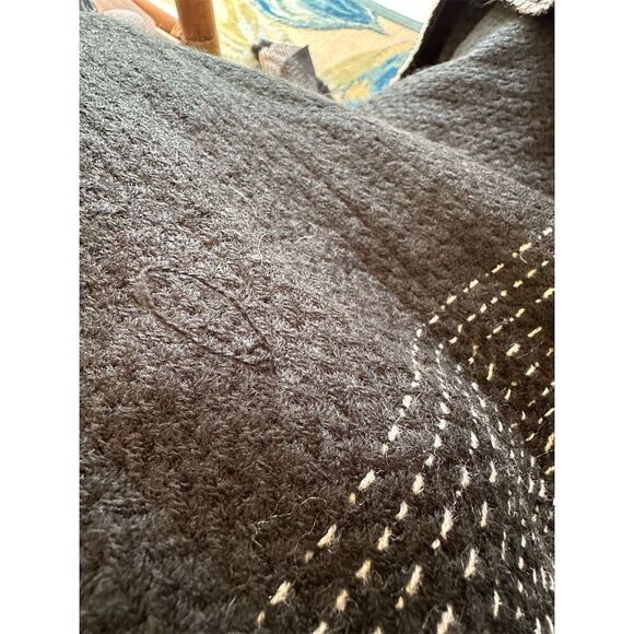 Banana Republic Women's Houndstooth Poncho Sweater Black & White - Picture 7 of 7